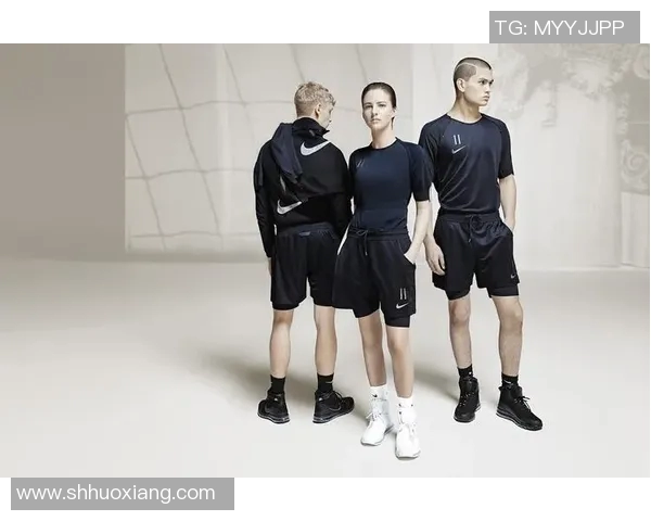 帆布鞋与足球明星的完美结合展现运动时尚新风潮