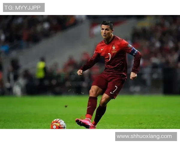 踢球技艺卓越的足球明星们及其辉煌成就盘点